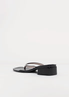 swatch_Smoke britney jelly thong sandal
