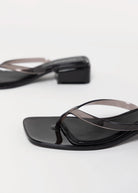 swatch_Smoke britney jelly thong sandal