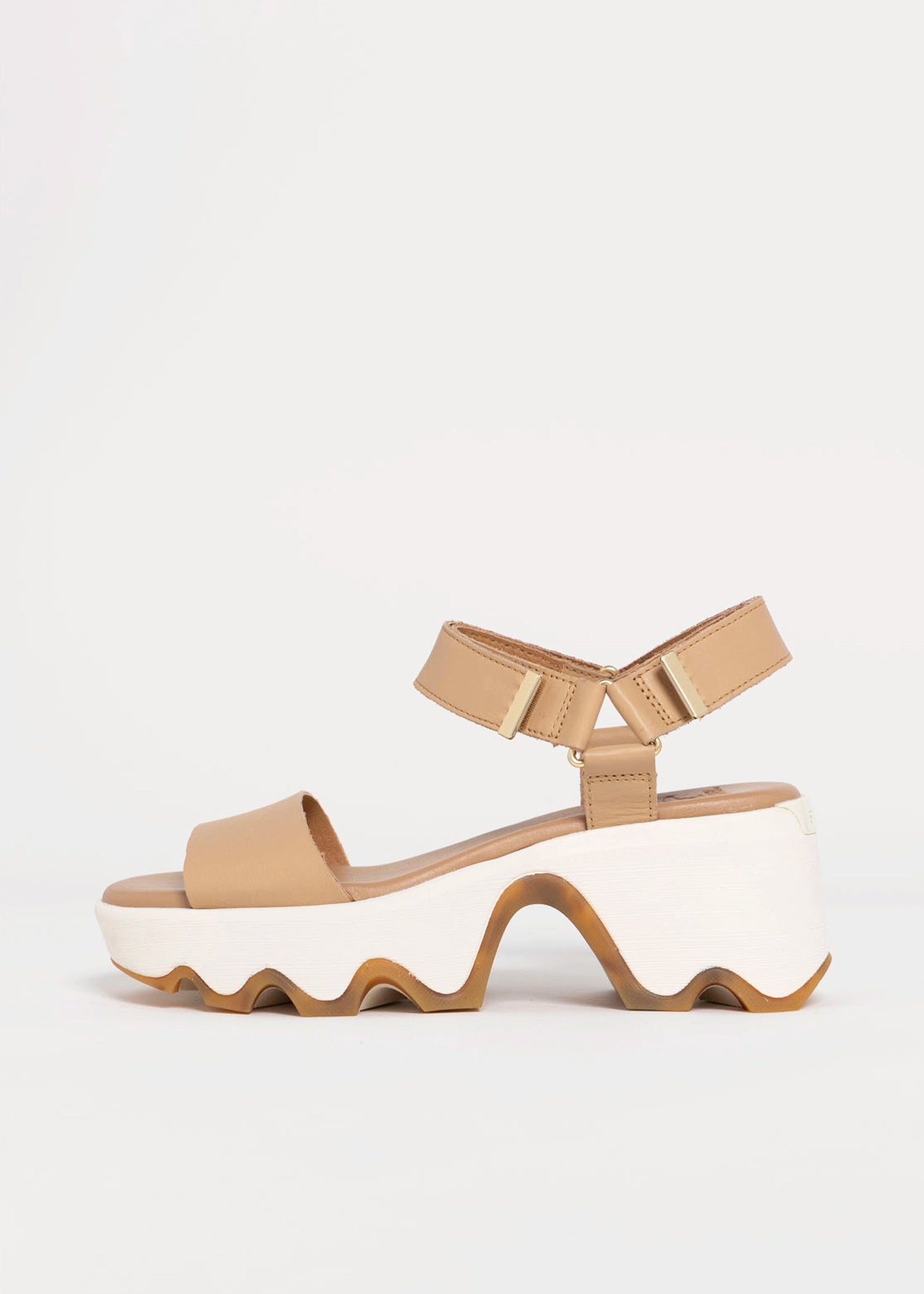 swatch_Beige sorel kinetic aura sandals