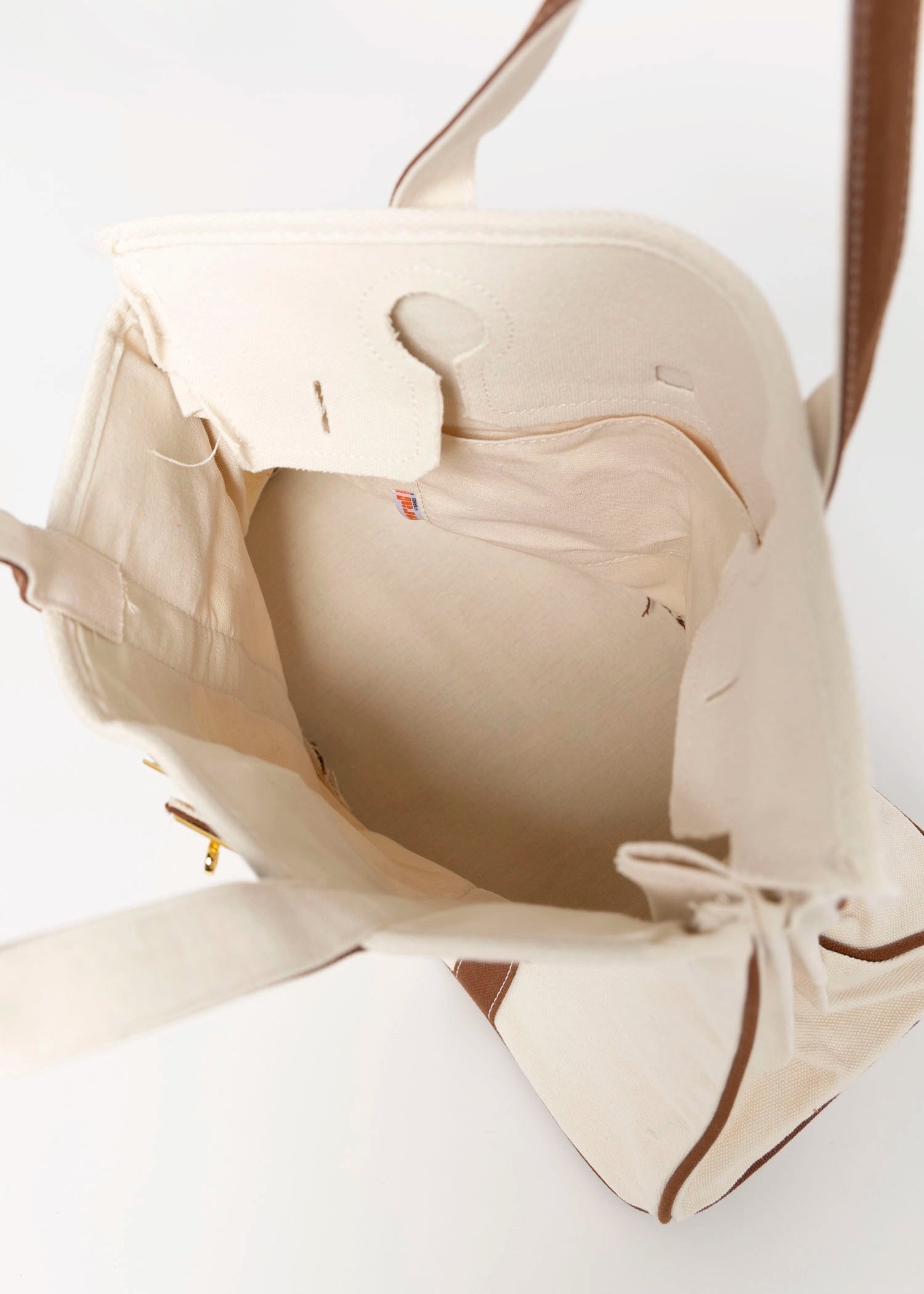 swatch_Brown canvas boatkin tote bag