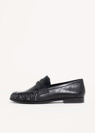 swatch_Black shushop tokyo loafer