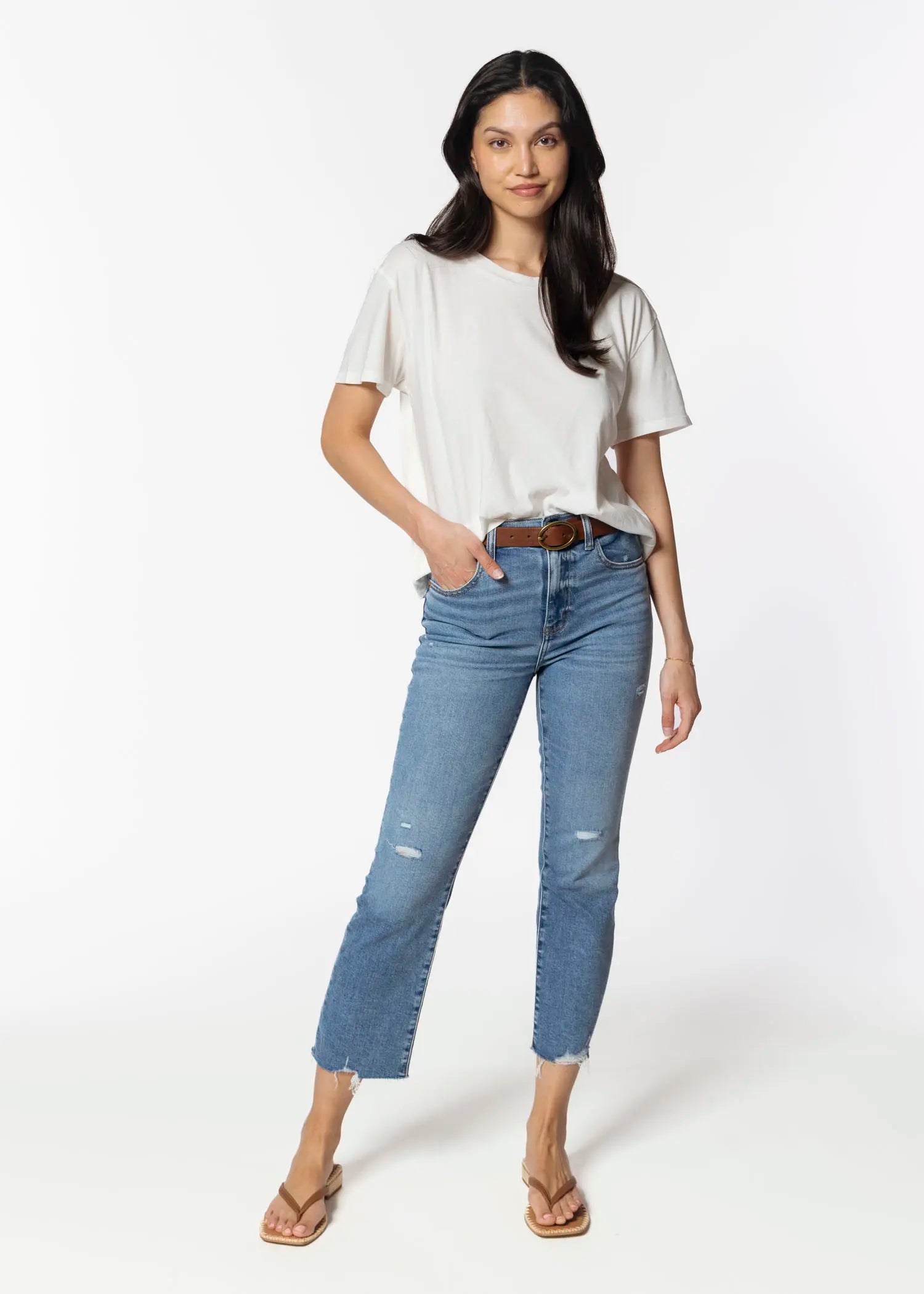 swatch_white organic cotton tee apparel