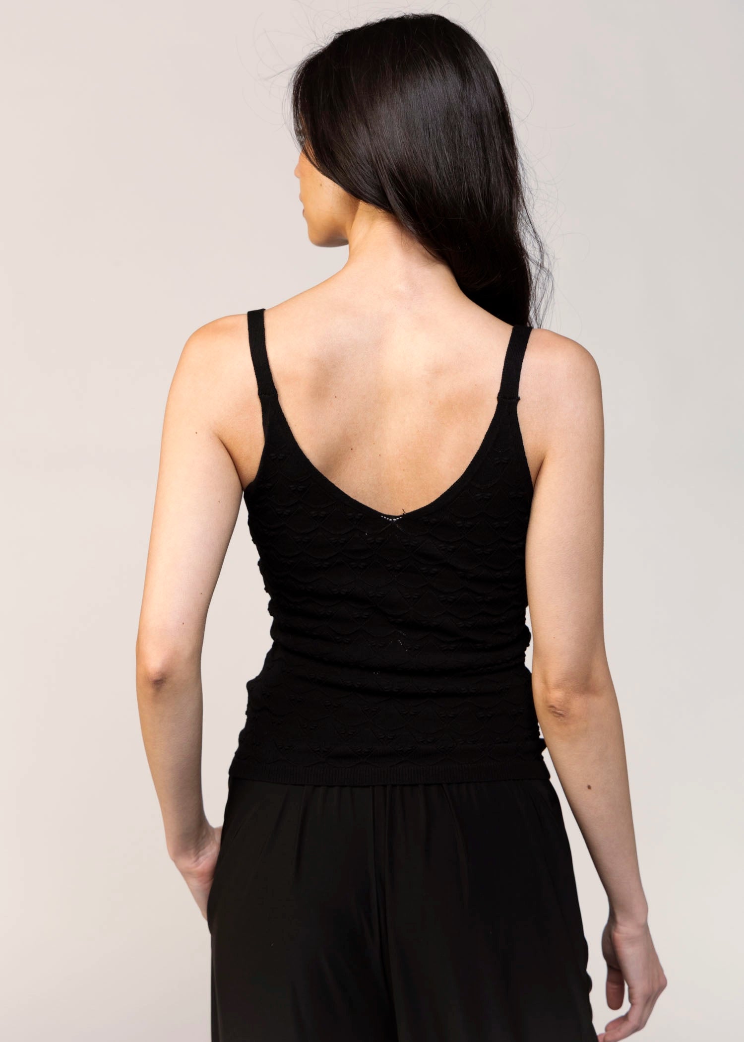 swatch_Black heartloom maxwell knit tank