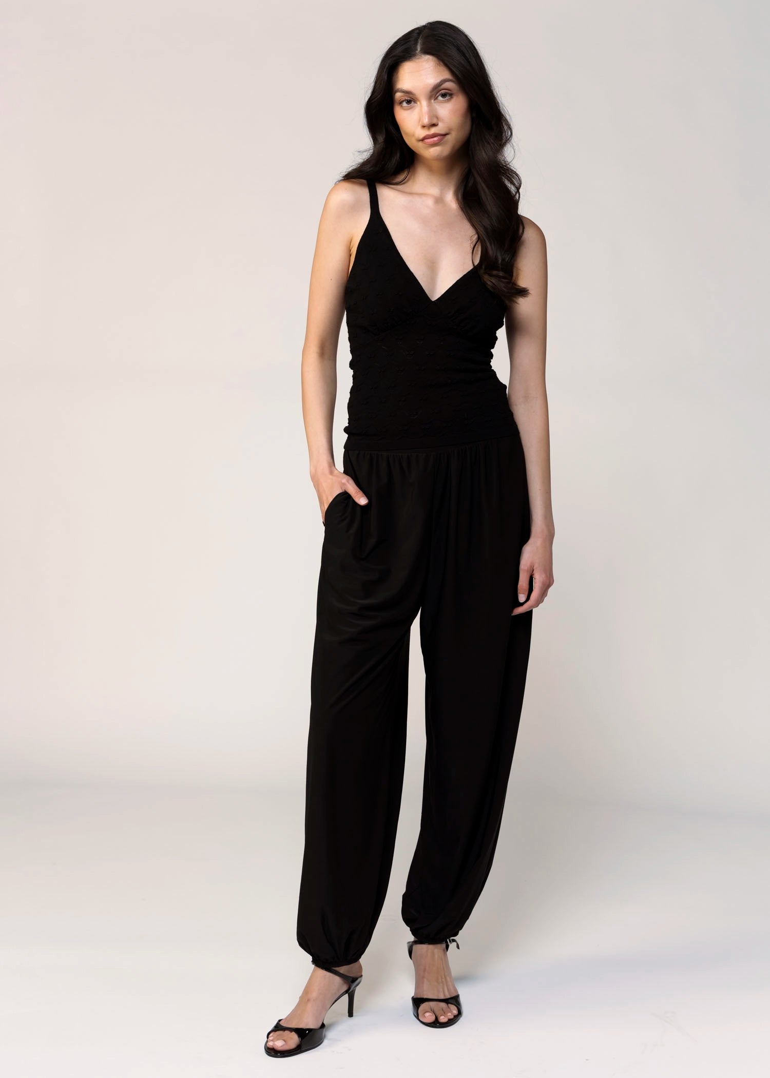 swatch_Black balloon pants