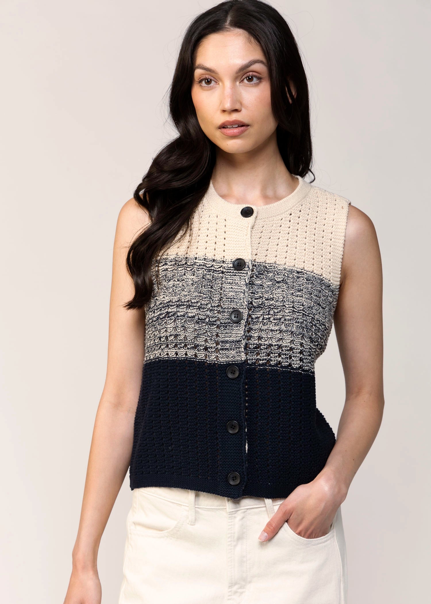 swatch_Flax/Navy central park west jacey gradient vest