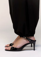 swatch_Black Patent schutz lyra-mid heeled sandal