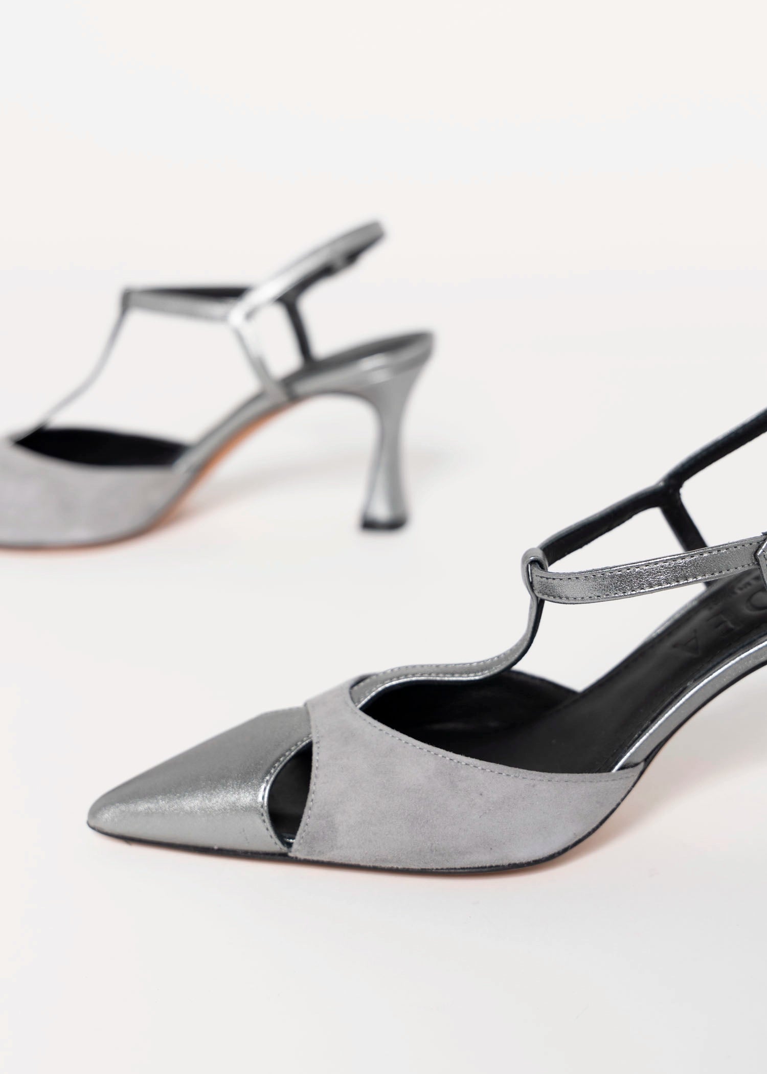 swatch_Grey/Steel l'idea pia leather pump