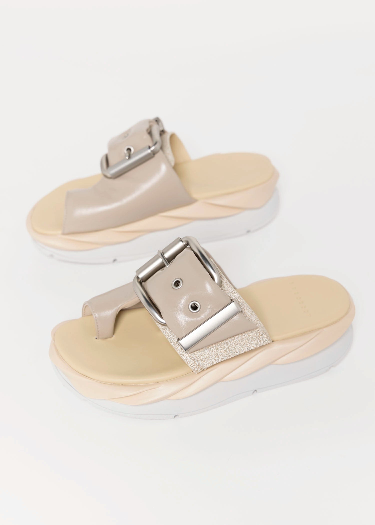 swatch_Greige 4ccccees mellow glow platform sandal