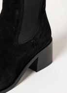 swatch_Black Suede heeled chelsea boot