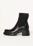 swatch_Black Leather lug sole chelsea boot