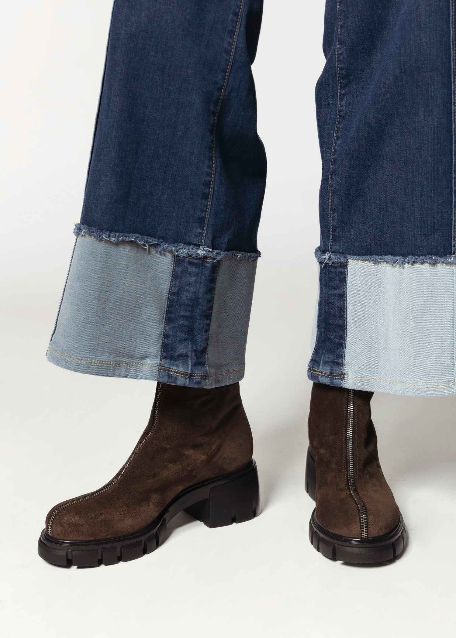 swatch_chocolate_suede /7065