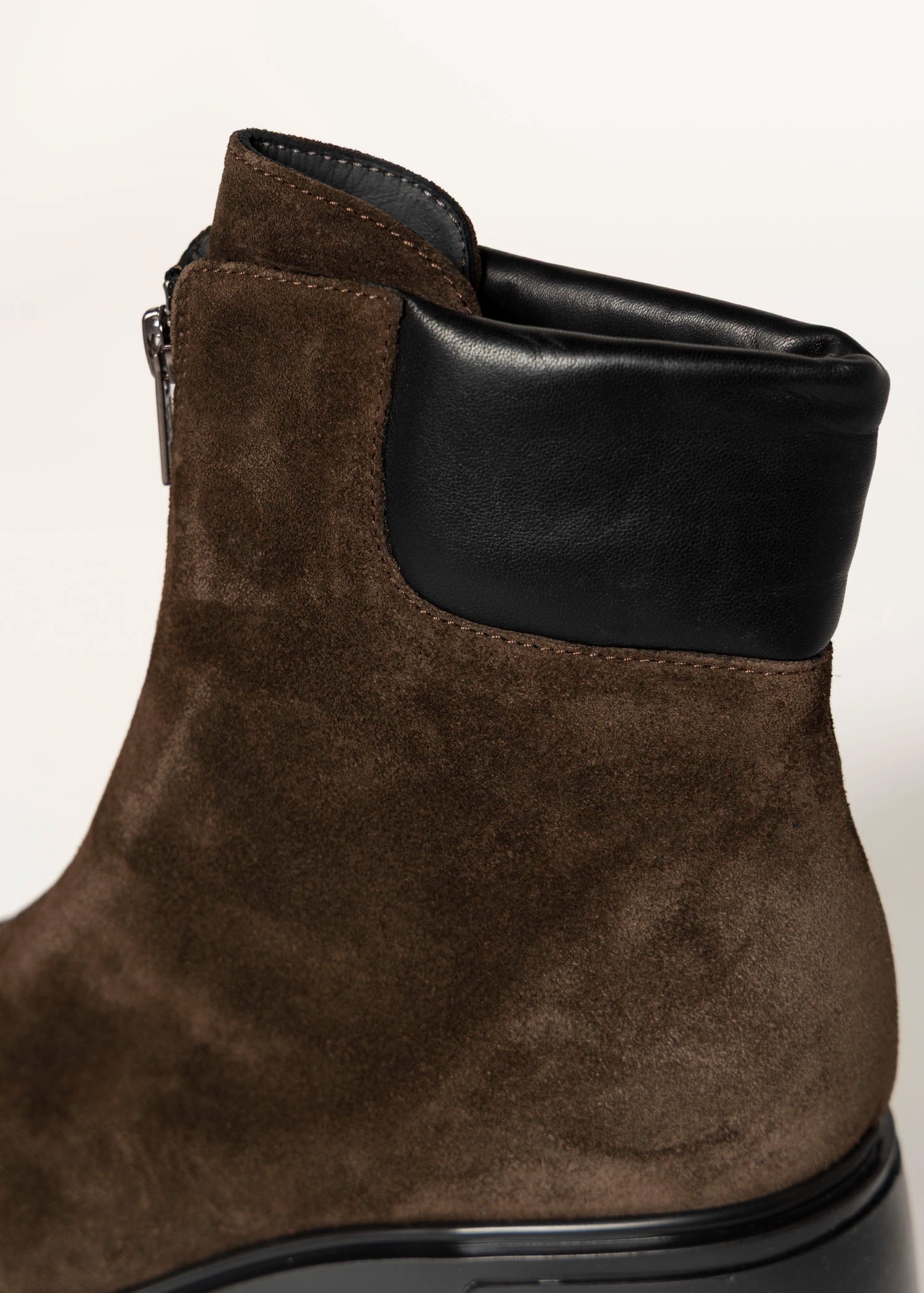 swatch_chocolate_suede /7065