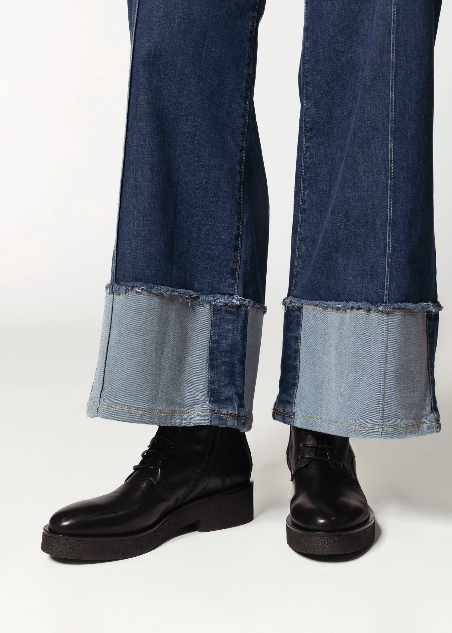 swatch_Black Leather combat boot