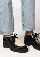 swatch_Black Leather shearling wallabe