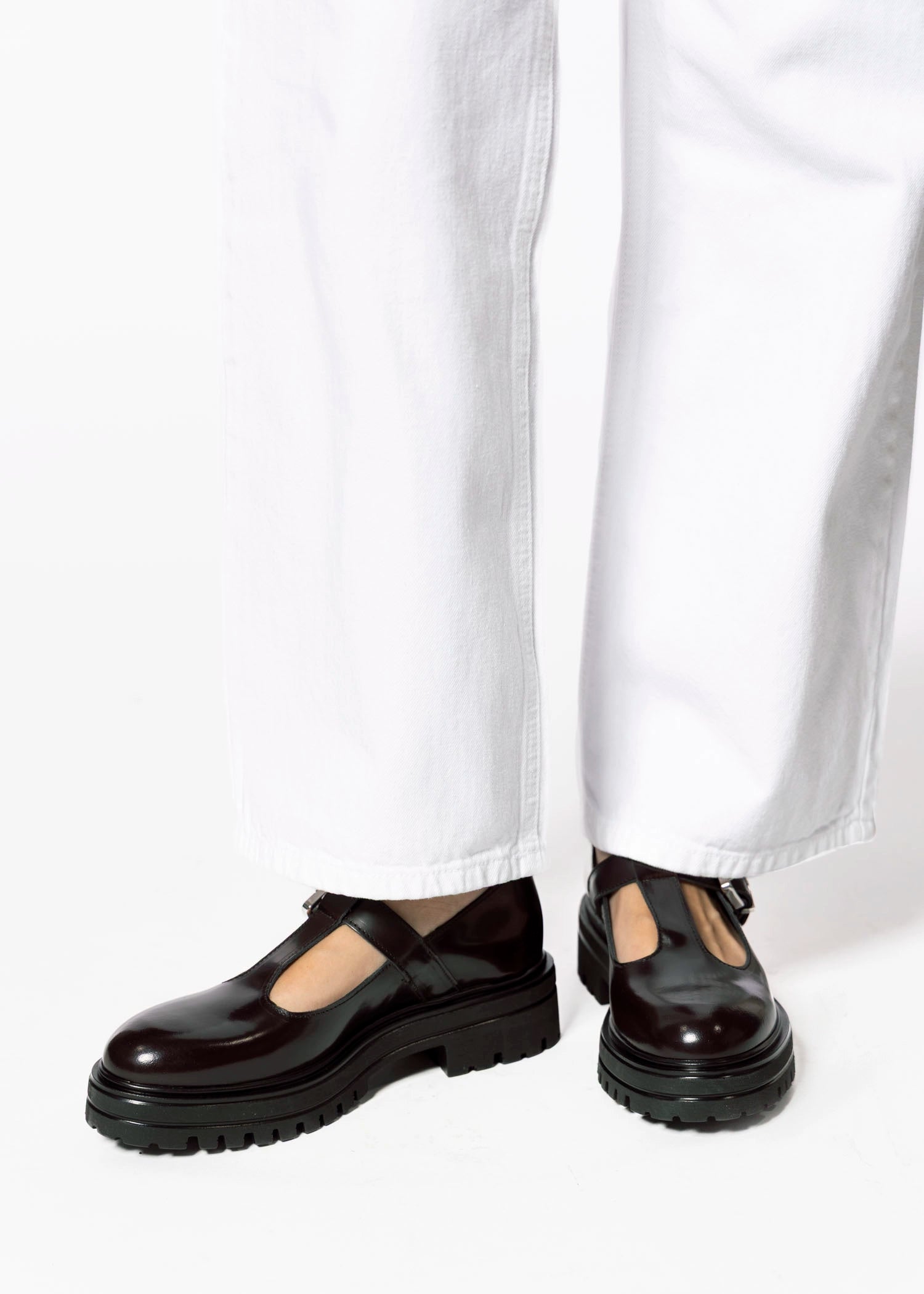 swatch_Wine leather lug sole mary jane