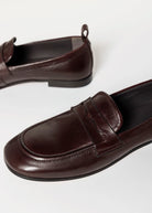 swatch_Marsala leather loafer