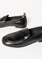 swatch_Black leather loafer