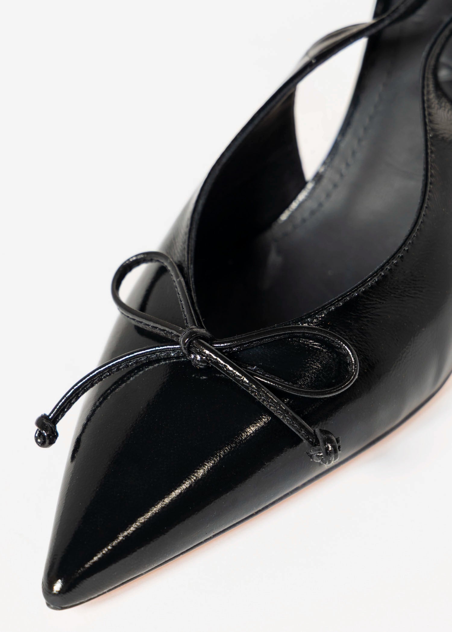 swatch_Black slingback pump