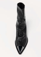 swatch_Black Leather l'idea cap toe heeled boot