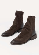 swatch_Chocolate Suede l'idea ruched ankle boot