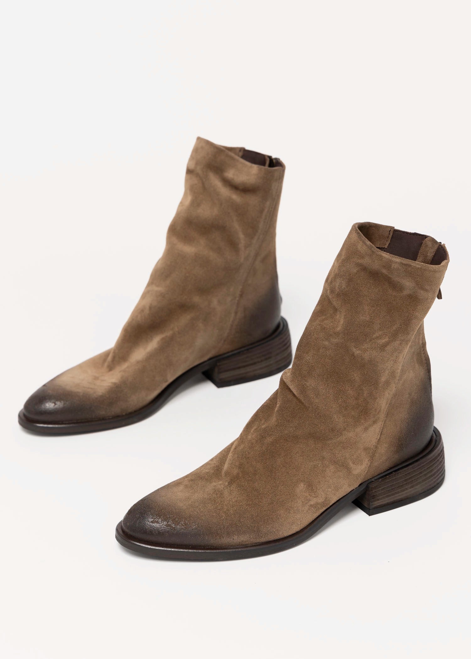 swatch_Sesame Suede l'idea ruched ankle boot