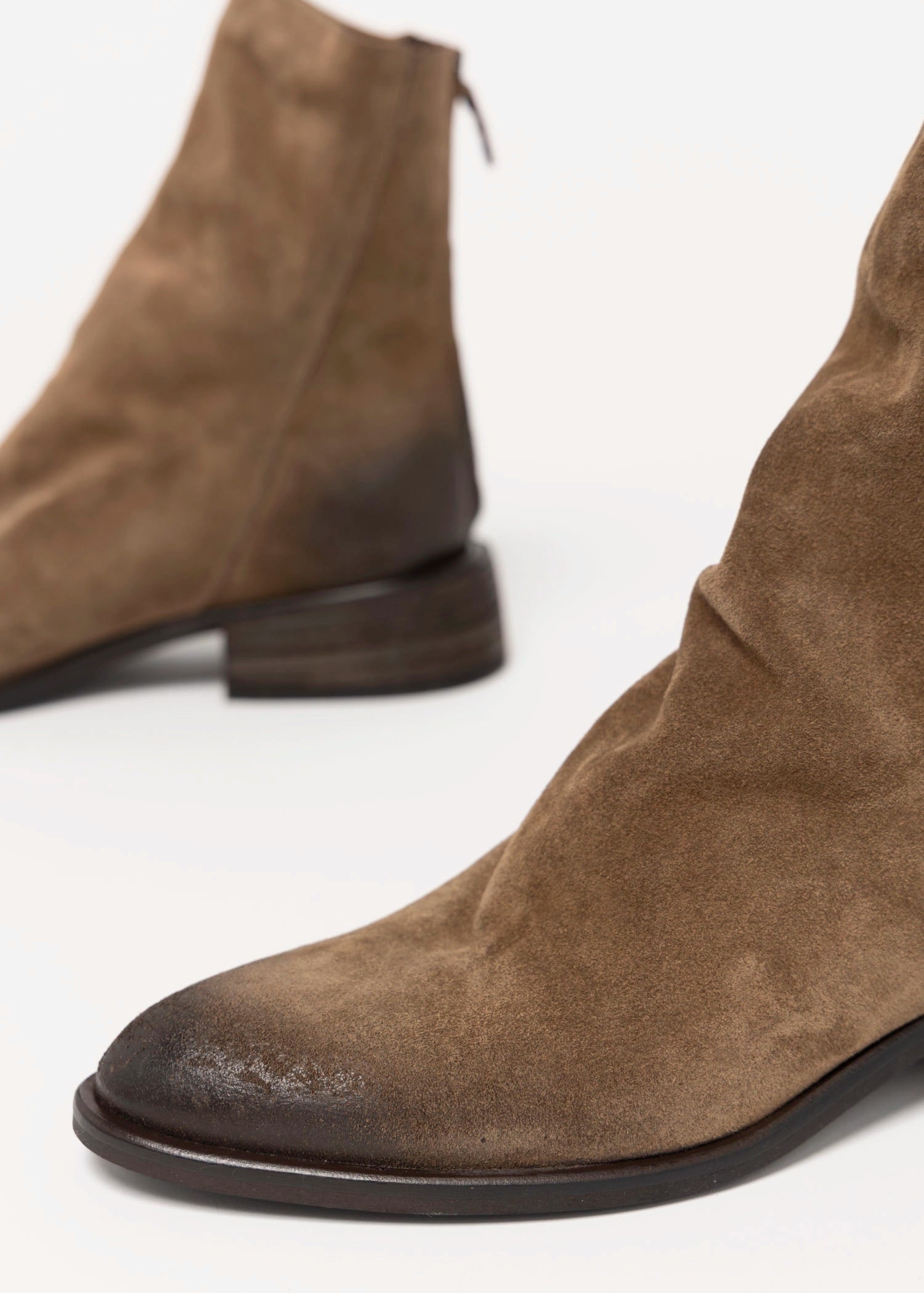 swatch_Sesame Suede l'idea ruched ankle boot