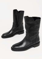 swatch_Black Leather l'idea mid calf boot