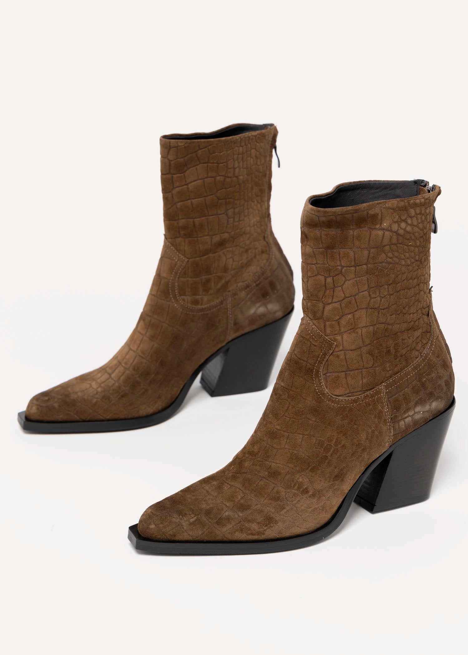 swatch_Camel Croco Suede l'idea western heeled boot