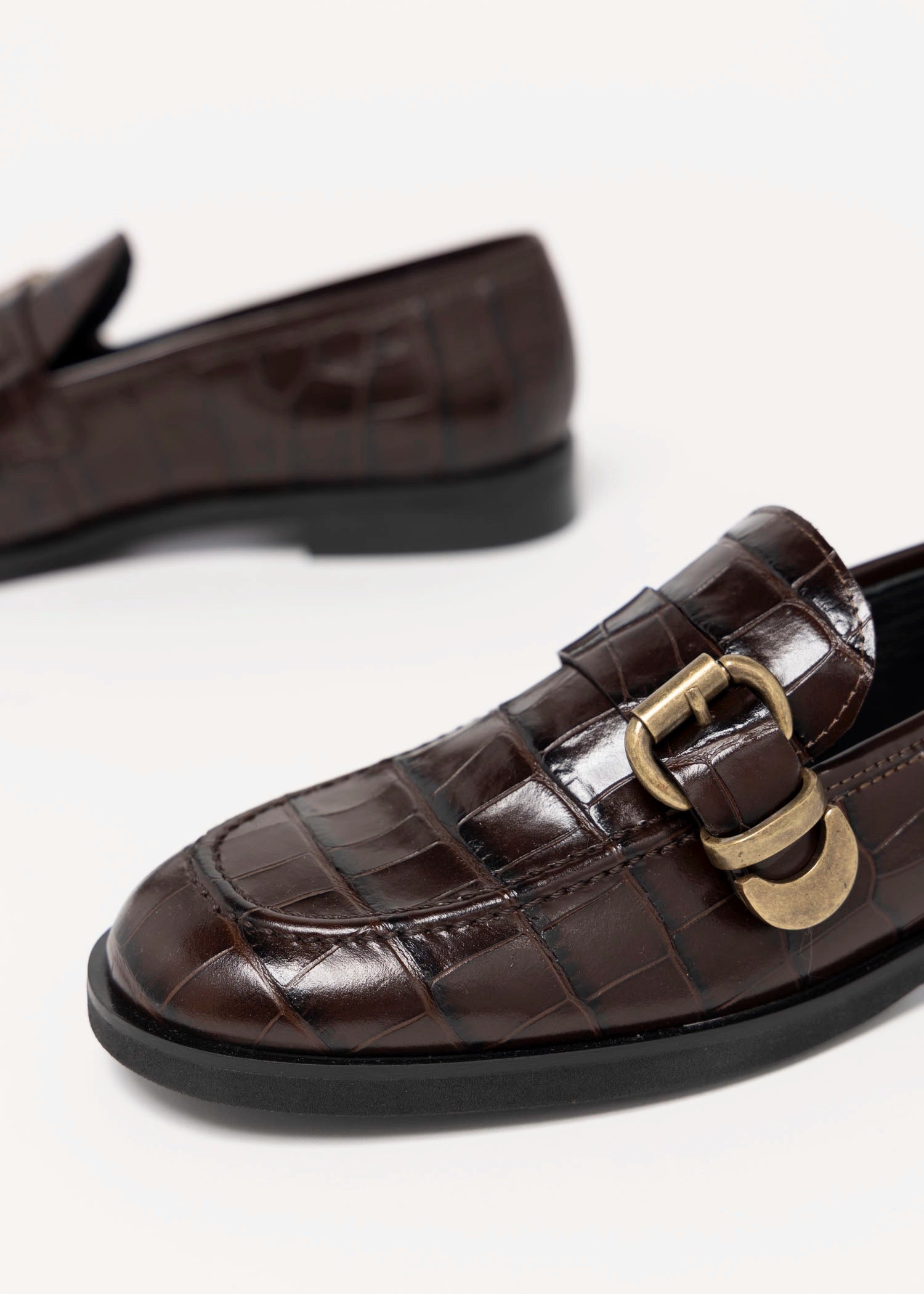 swatch_Brown Croco l'idea croc embossed loafer