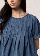 swatch_Denim pleated denim top