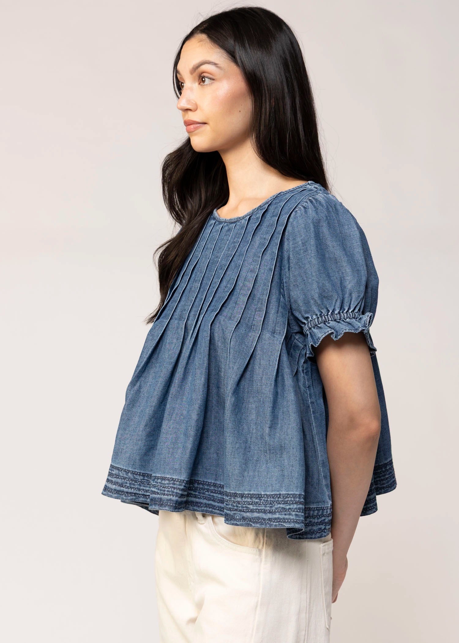 swatch_Denim pleated denim top