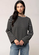 swatch_Black/White moore striped long sleeve knit tee