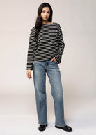 swatch_Black/White moore striped long sleeve knit tee