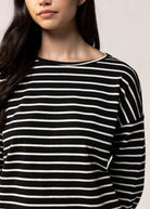swatch_Black/White moore striped long sleeve knit tee