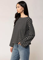 swatch_Black/White moore striped long sleeve knit tee