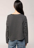 swatch_Black/White moore striped long sleeve knit tee