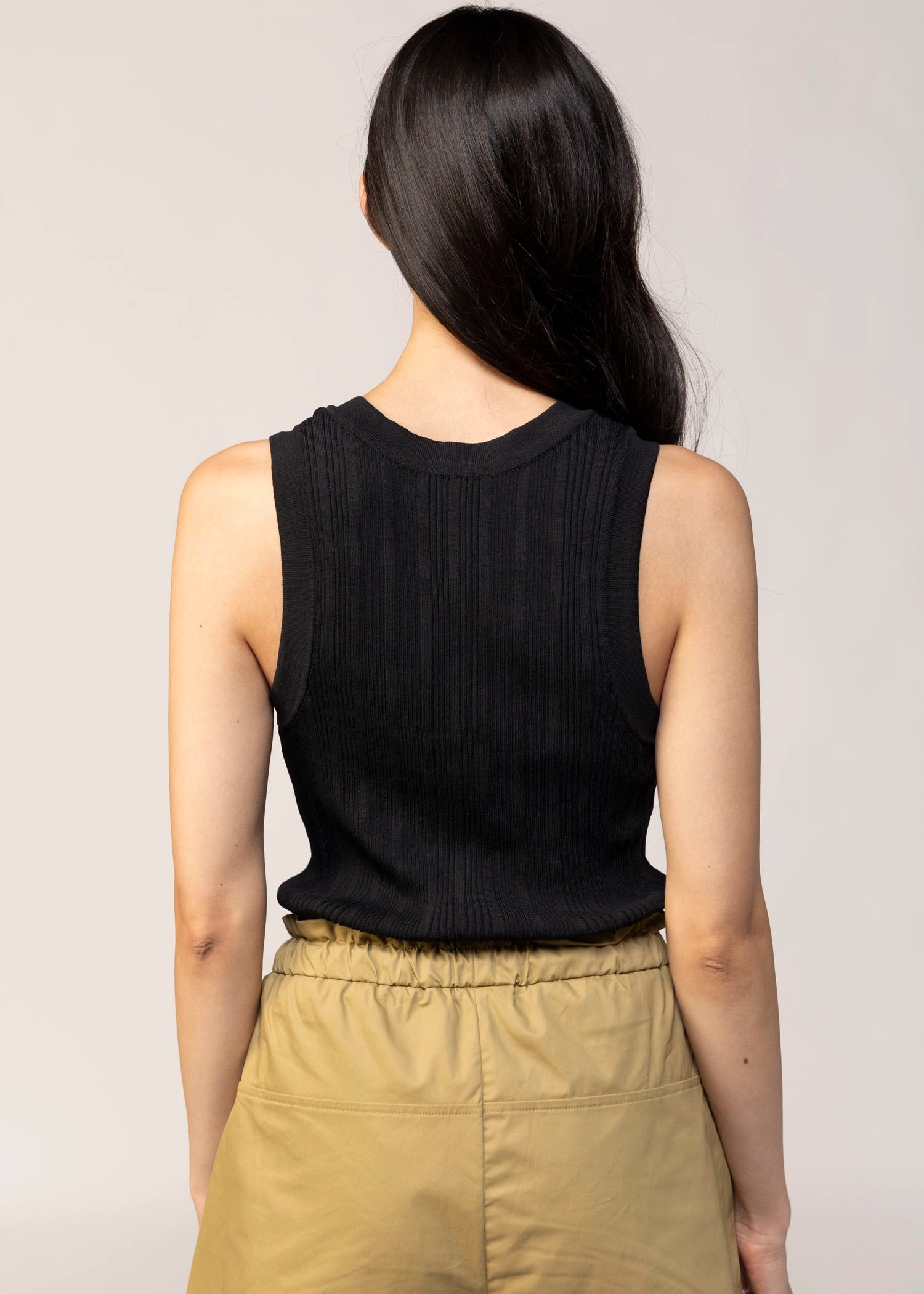 swatch_Black sanctuary back to bare henley tank top