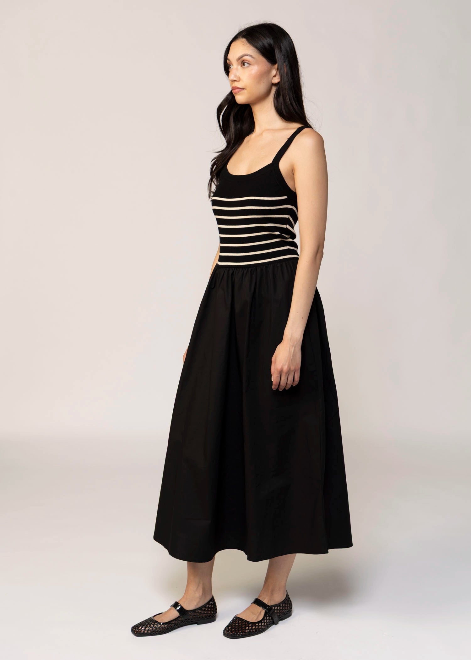 swatch_Black heartloom vega midi dress