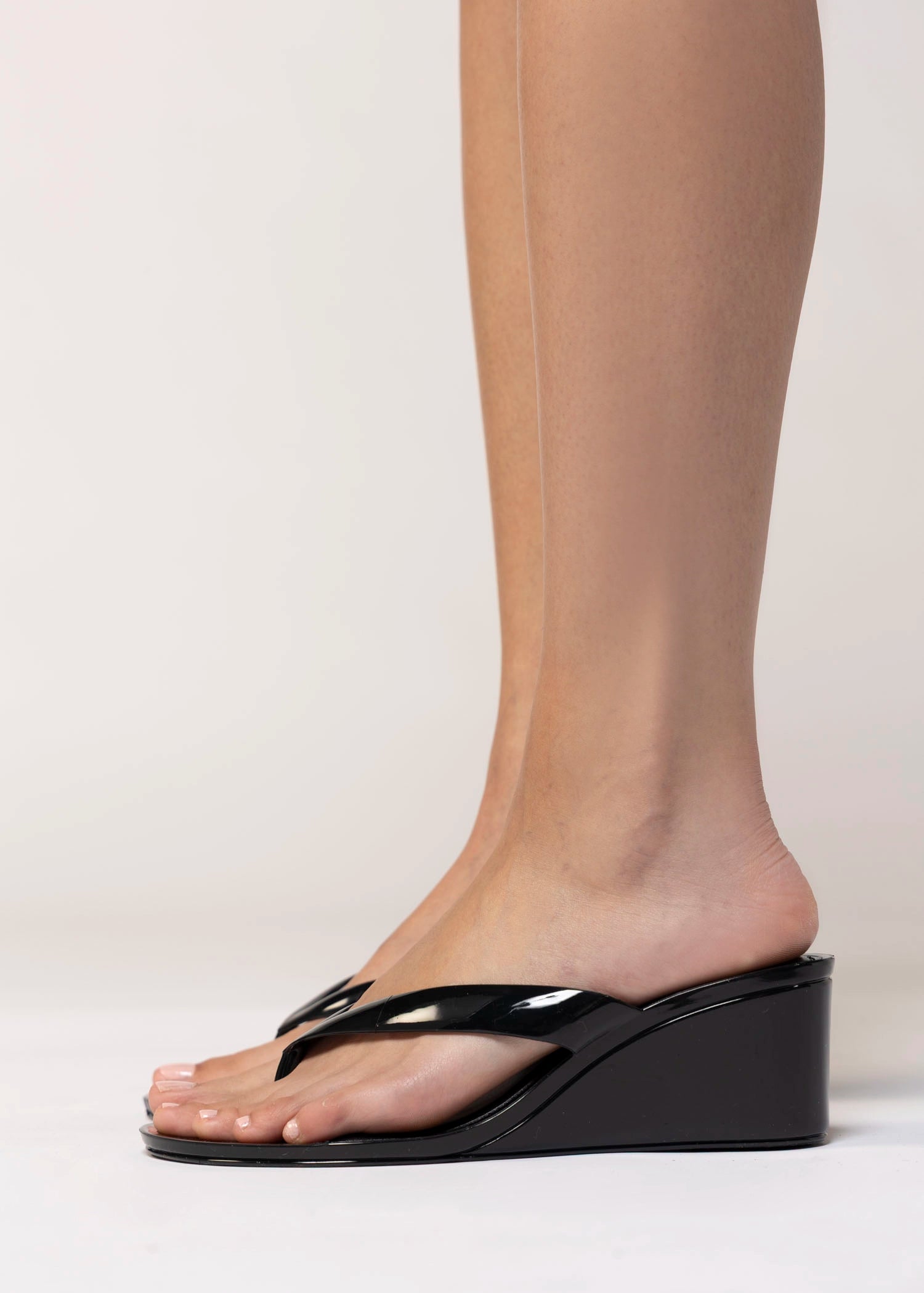 swatch_Black jeffrey campbell gigabyte jelly thong wedge sandal