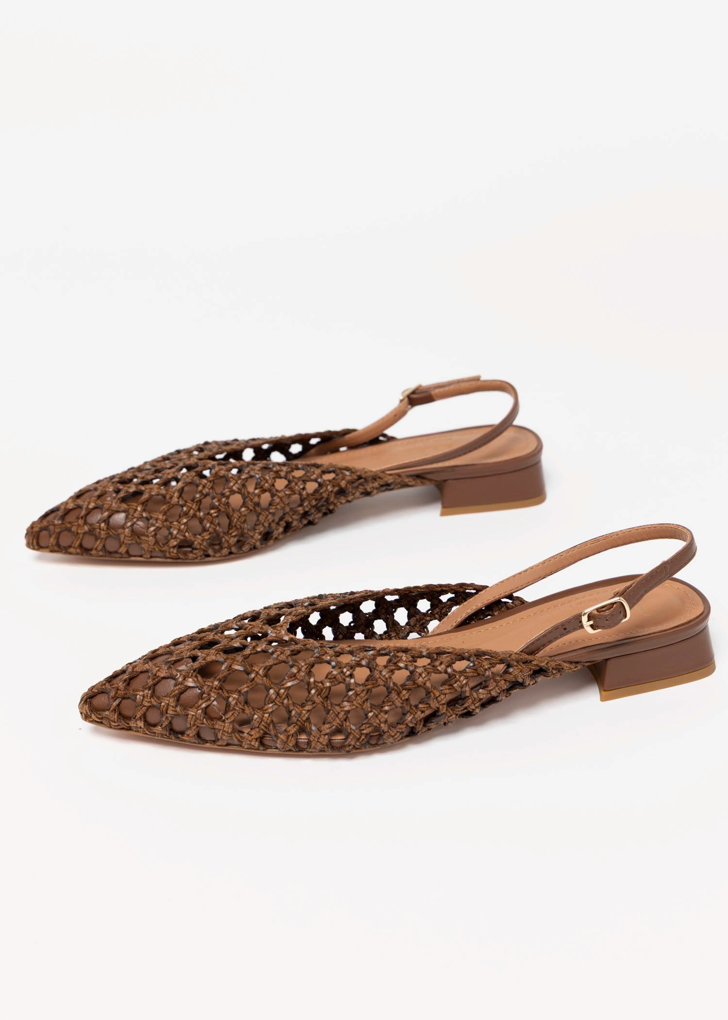 swatch_Brown leather lussy woven slingback flat shoes