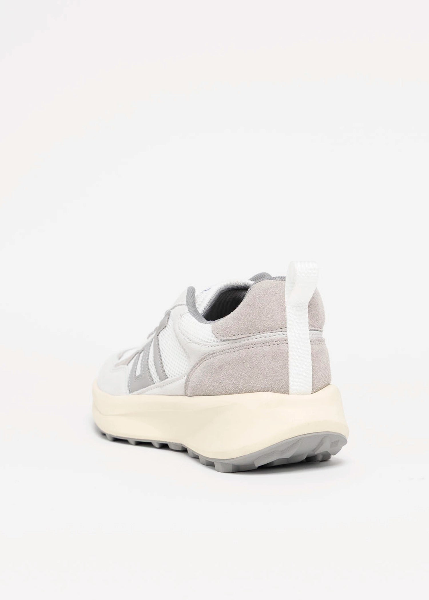 swatch_Ice/Light Grey back70 lightning dad sneaker
