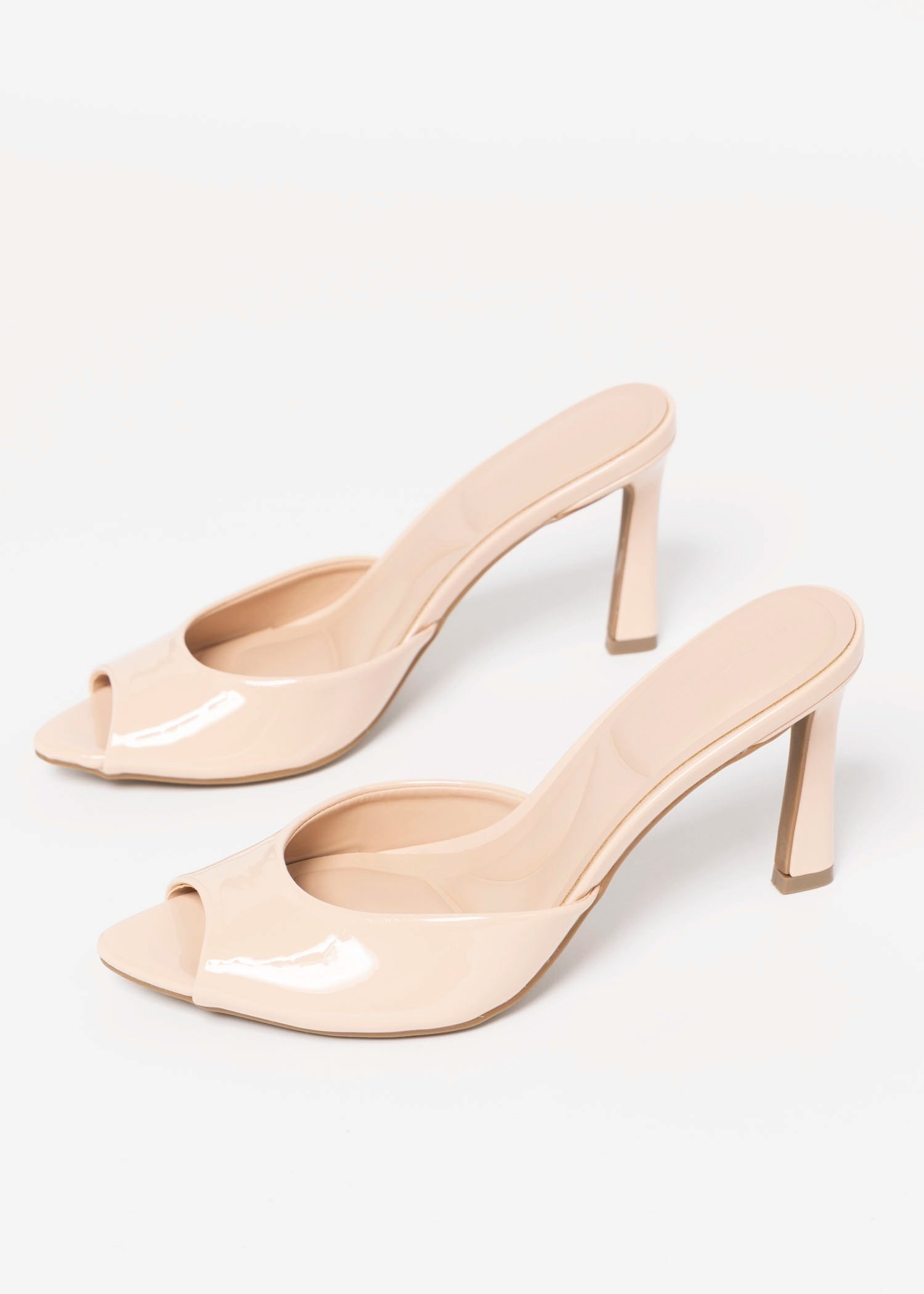 swatch_Nude heeled mule sandal