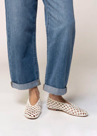 swatch_White Leather tony bianco Cheeky woven flat