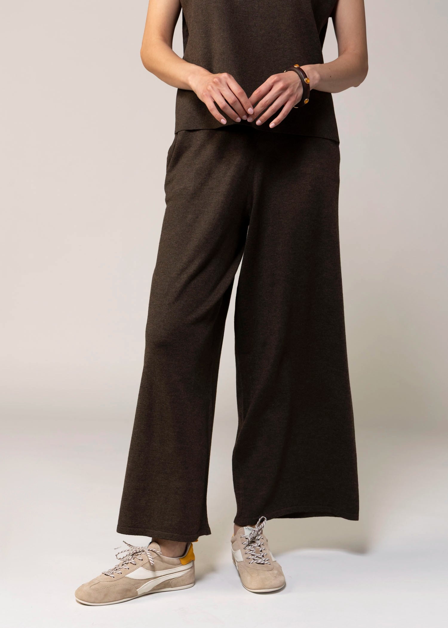 swatch_Brown joh savannah knit pant