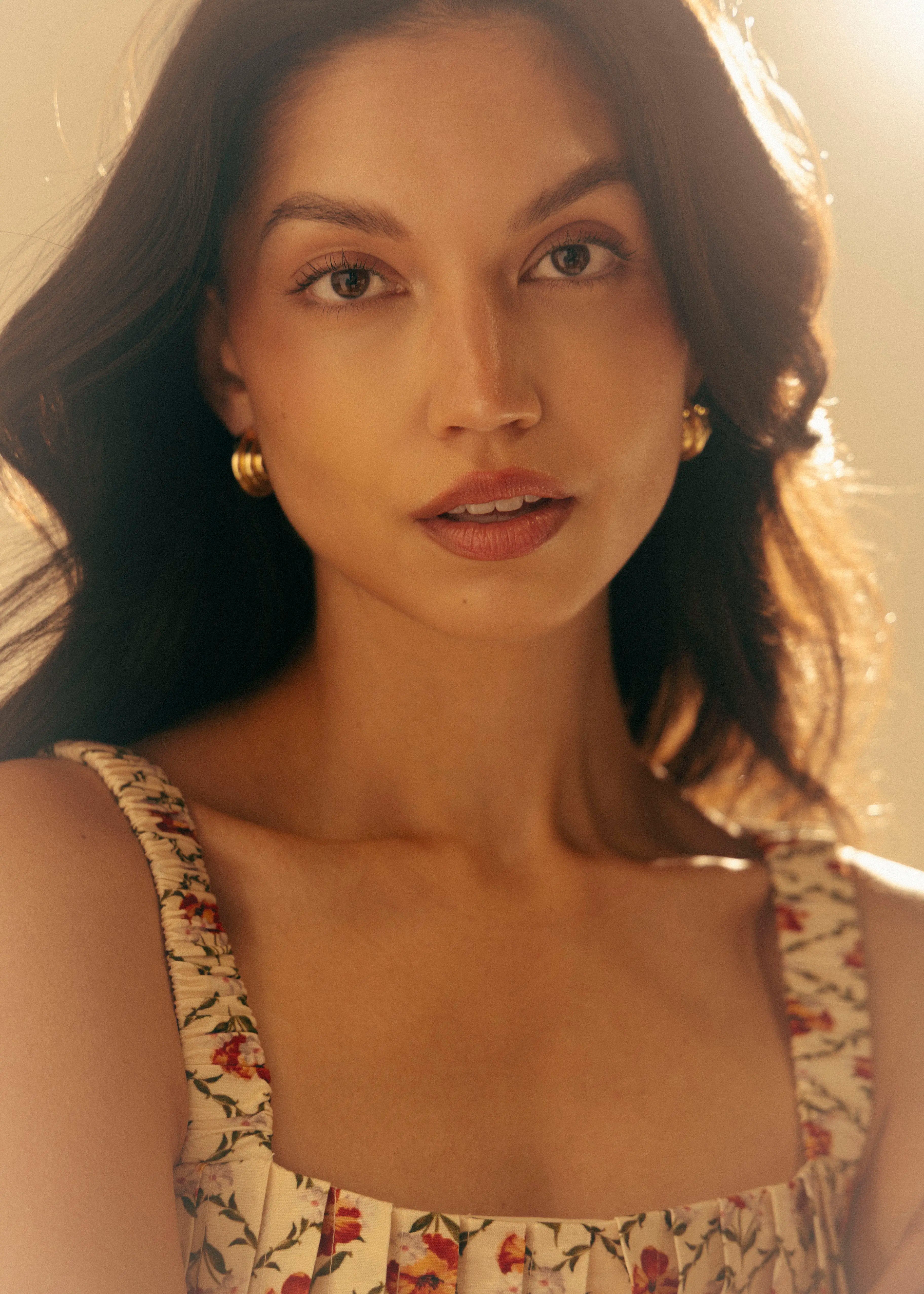 swatch_Gold shell earring
