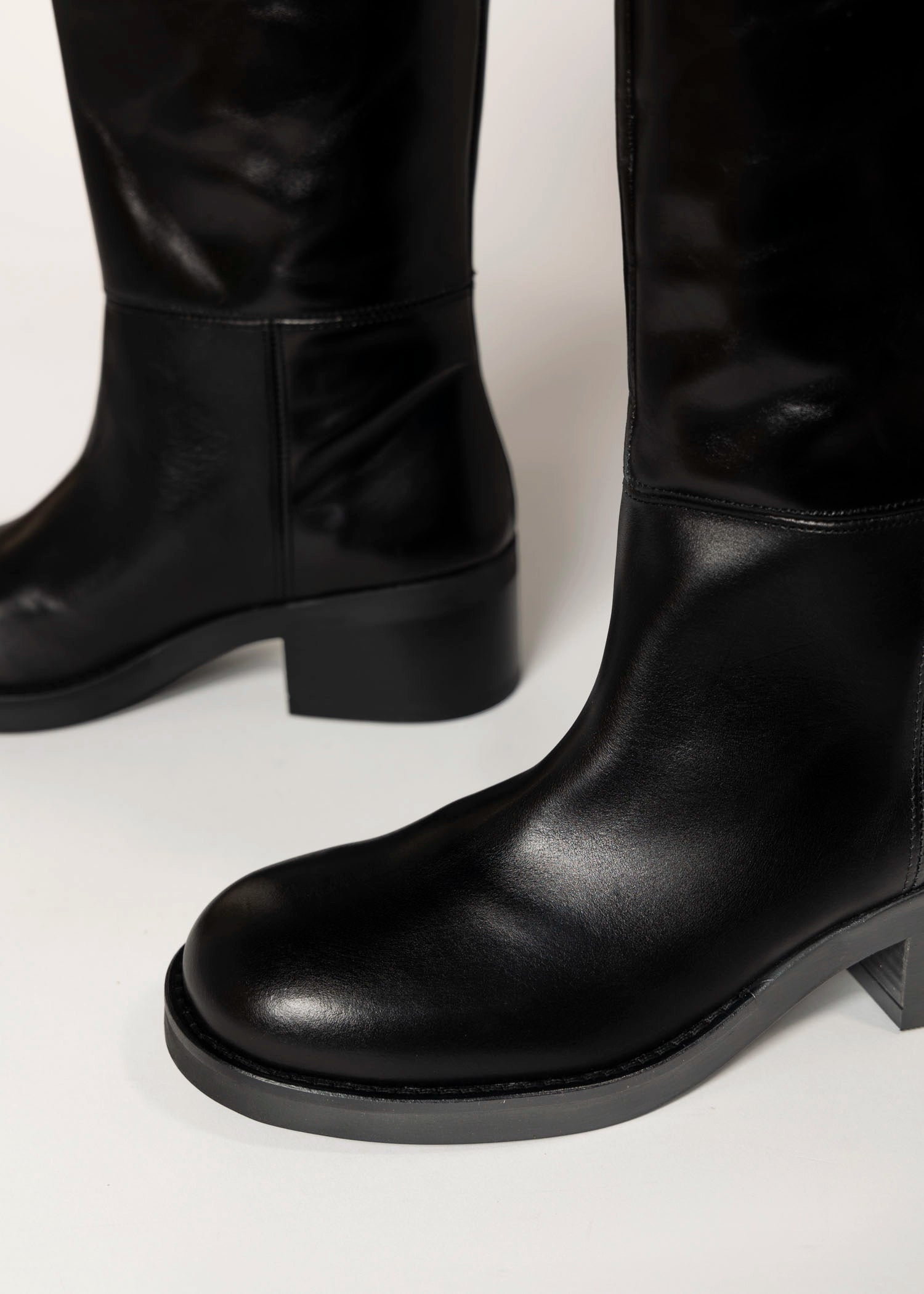 swatch_black leather icita riding boot boots