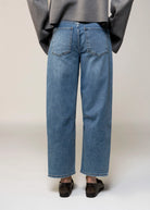 swatch_Denim kut from the kloth ashton barrel leg jean