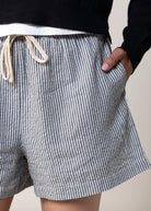 swatch_Navy drawstring shorts