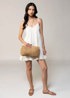 swatch_Camel raffia clutch