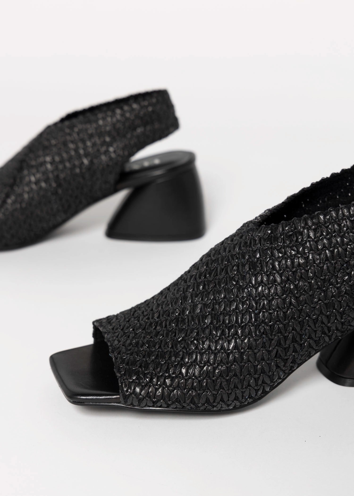 swatch_Black vaneli woven raffia slingback heel